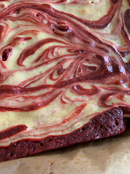 Red Velvet Cheesecake Brownies (Pan)